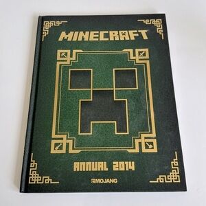 🌟HOST PICK🌟 “Minecraft Annual 2014” hard cover book